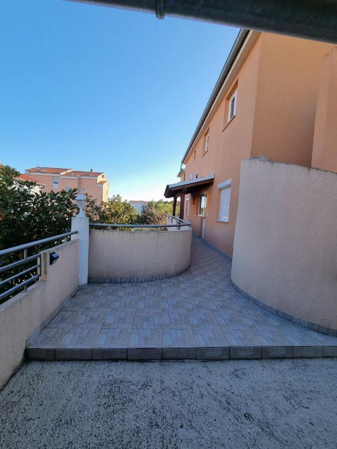 Apartments Vanja Skara Biograd Biograd Na Moru Cameră foto