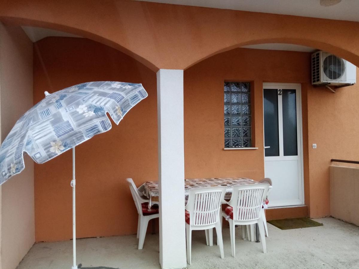 Apartments Vanja Skara Biograd Biograd Na Moru Exterior foto