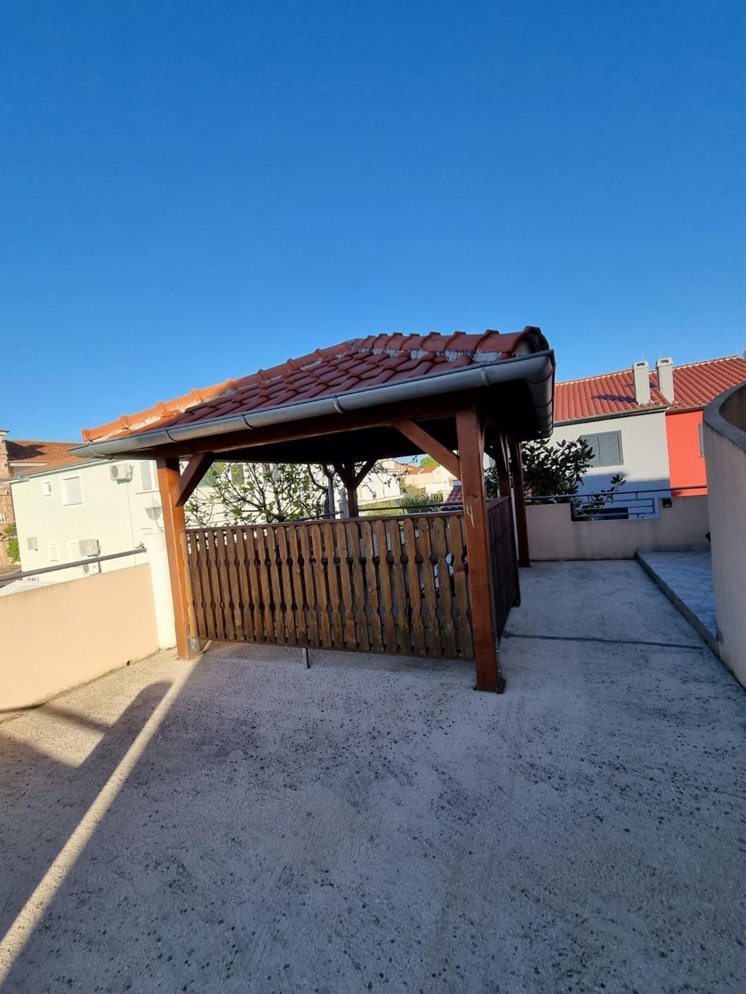 Apartments Vanja Skara Biograd Biograd Na Moru Cameră foto