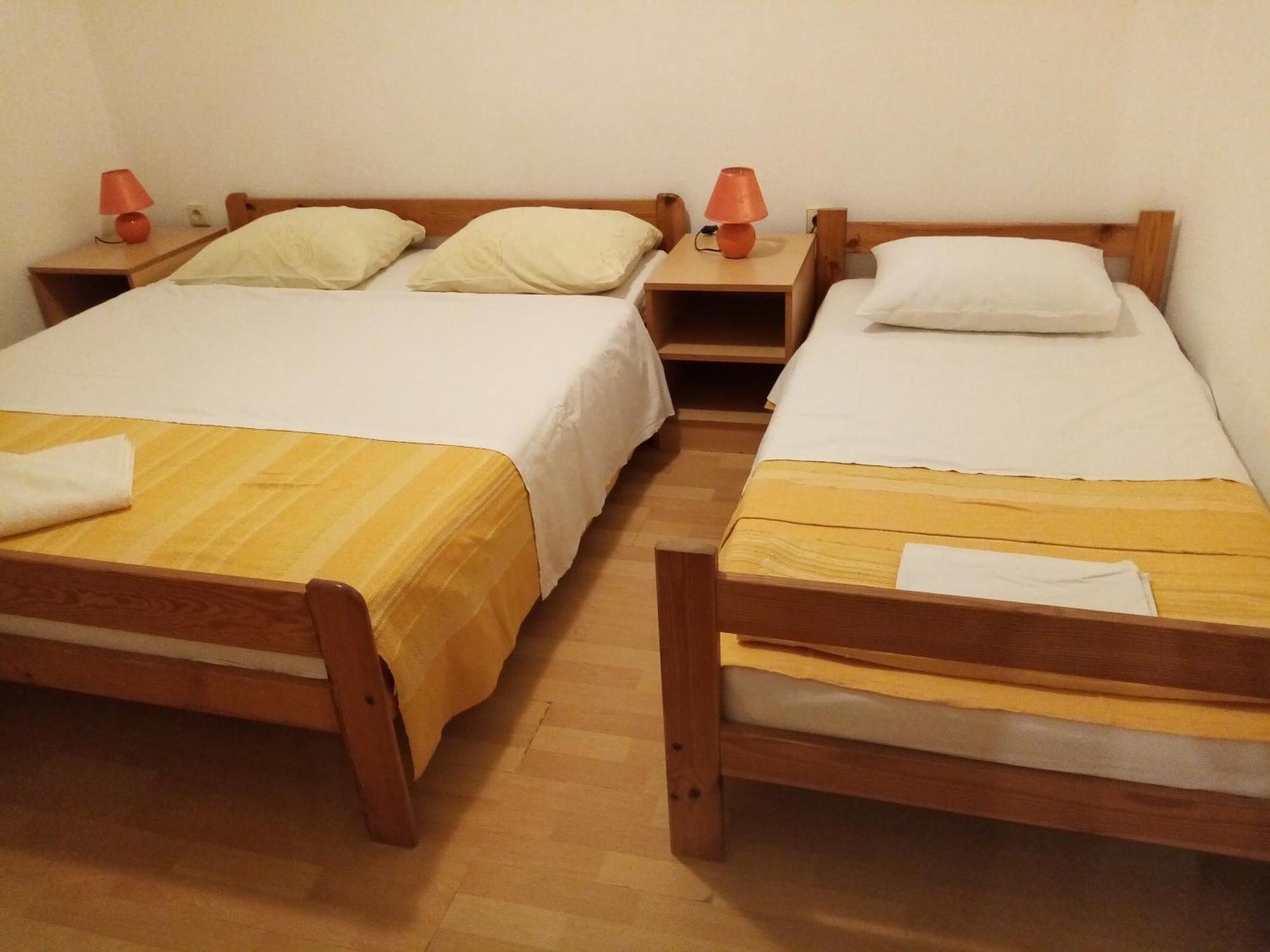 Apartments Vanja Skara Biograd Biograd Na Moru Cameră foto